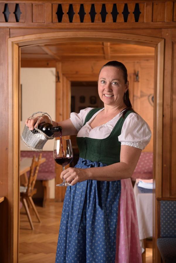 Gasthaus Kreuz Schruns Buitenkant foto